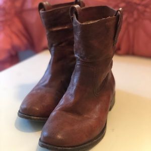Frye Anna Shortie Boots